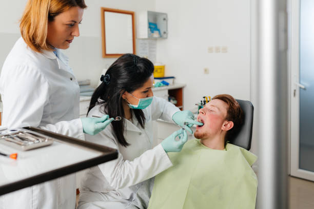 Best Emergency Dental Extractions in Wintersville, OH